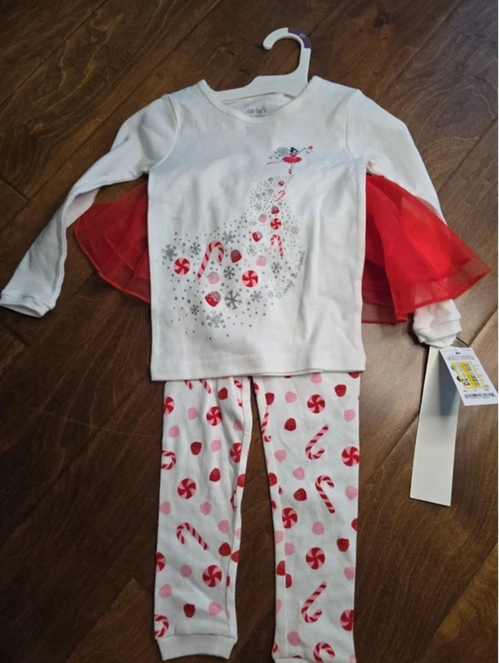 2t brand new christmas outfit from carter's item. 157G6